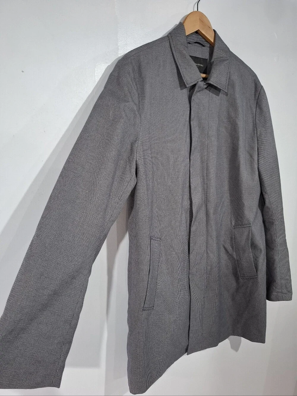 Banana Republic Men's Charcoal Gray Micro-Check Trench Coat Long Cotton Sz M